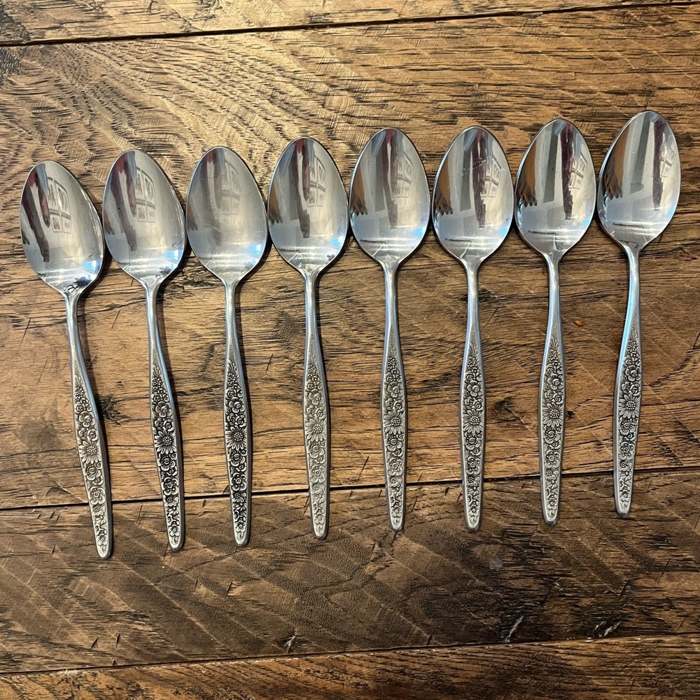 Vintage Floral Flatwear Soup spoons  (8) (Similar to Jardinera Stainless)